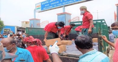 ভারতের প্রধানমন্ত্রী মূখ্যমন্ত্রীকে